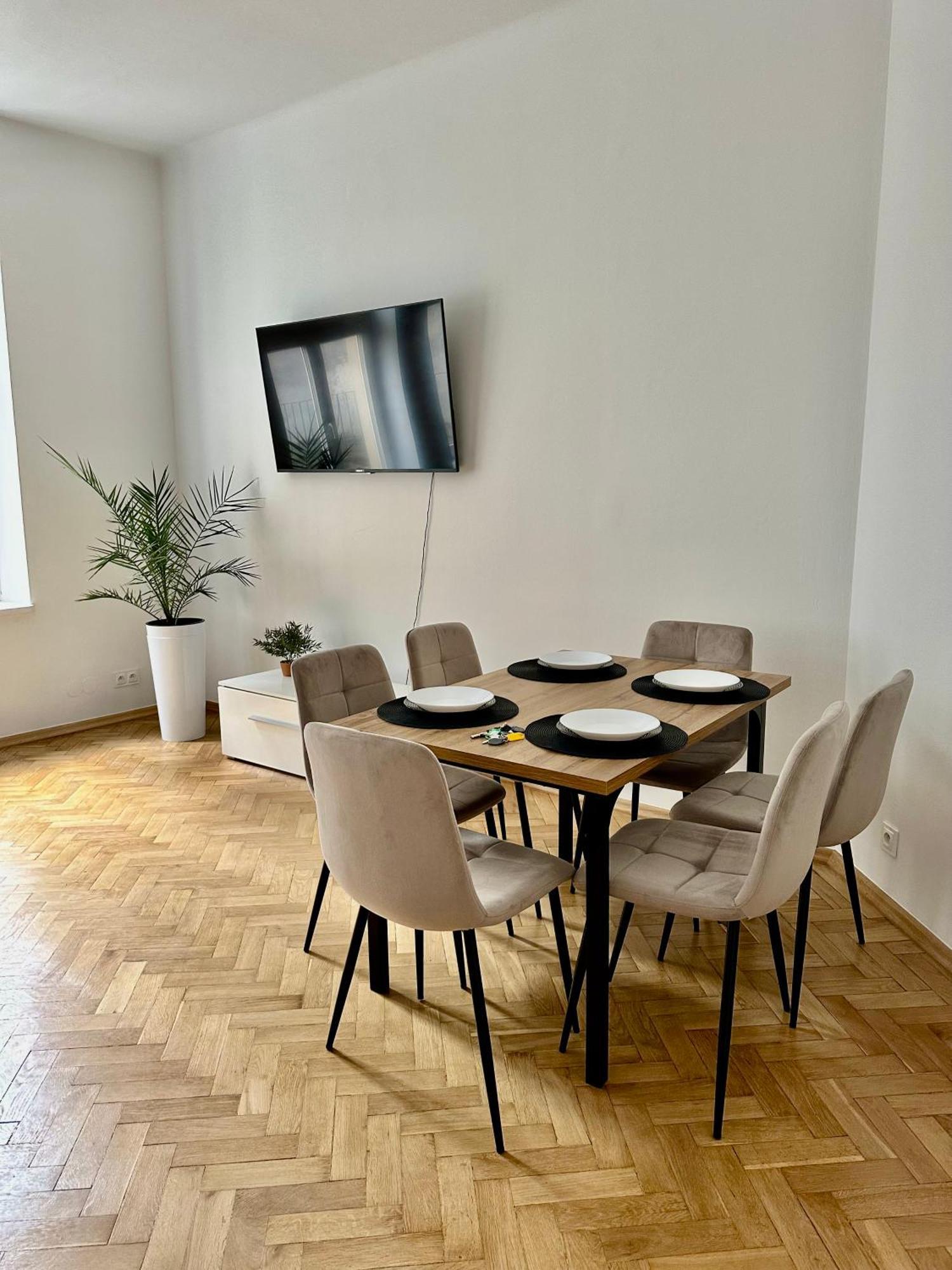 Selected Apartments By Market Square クラクフ エクステリア 写真